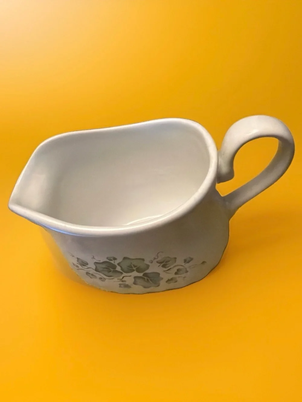 Vintage Corning Ware Corelle Coordinates Callaway Green Ivy Gravy Boat